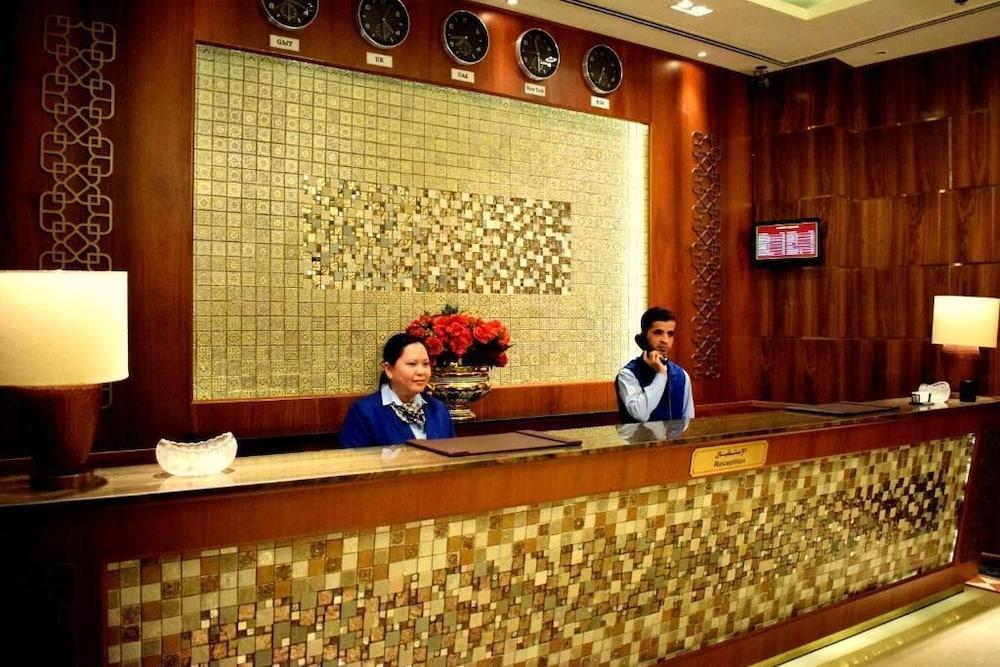 เนจูม อัล เอมารัท Hotel ชาร์จาห์ ภายนอก รูปภาพ